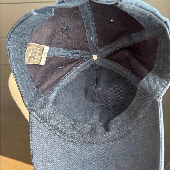 Disney Navy Adjustable Hat Cap with Embroidered Mickey Mouse Dad Park Unisex - Picture 4 of 6